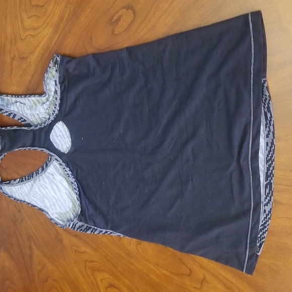 ADIDAS techfit zebra tank top - Picture 4 of 7